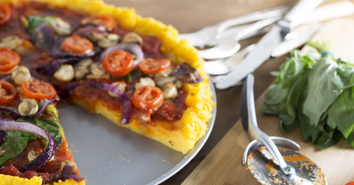 La pizza trompe-l'œil : une recette surprenante avec de la polenta