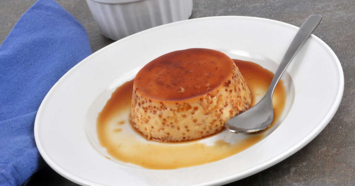 Découvrez la crème caramel du chef : un délice à portée de main