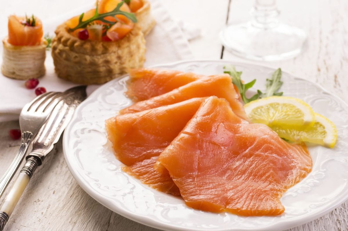 Saumon fumé : savoir le choisir pour vos repas de fête