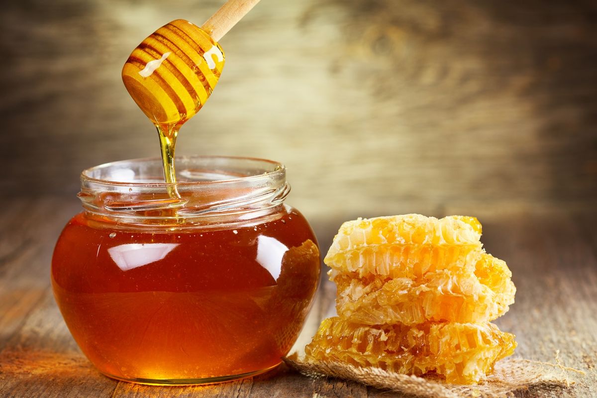 Les secrets pour choisir un miel authentique et savoureux