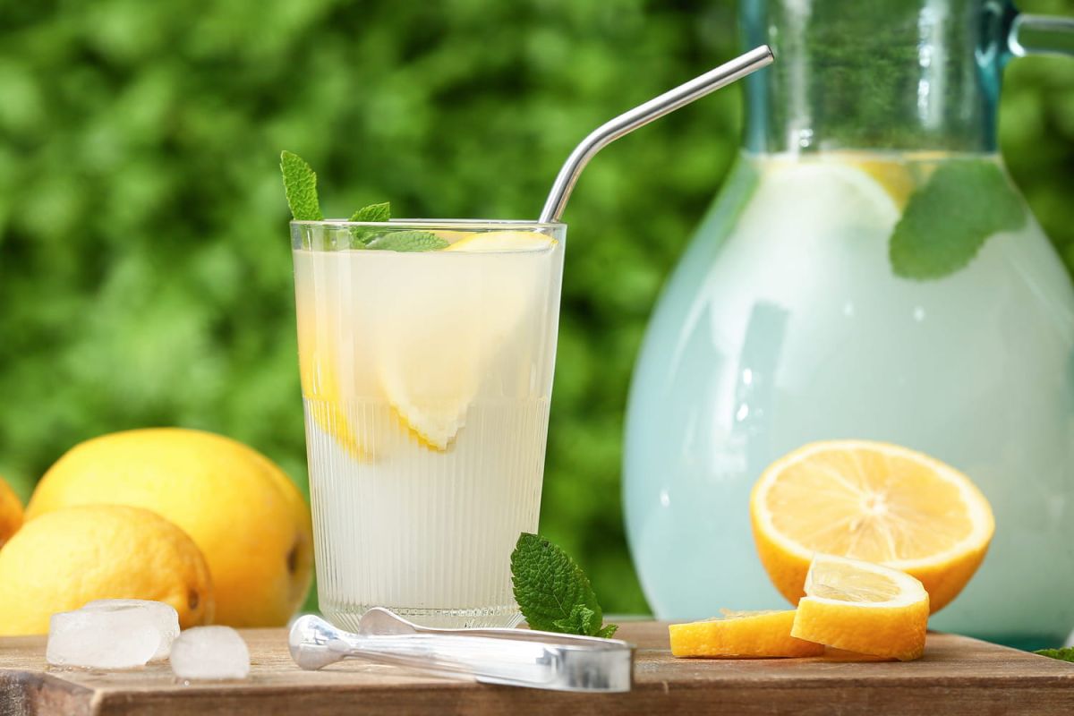 Adoucir votre citronnade avec un ingrédient secret du placard