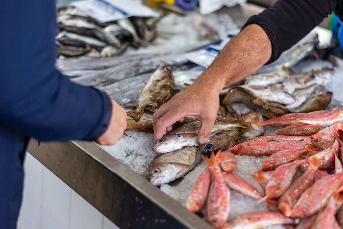Éviter les pièges des achats de poisson pendant les fêtes