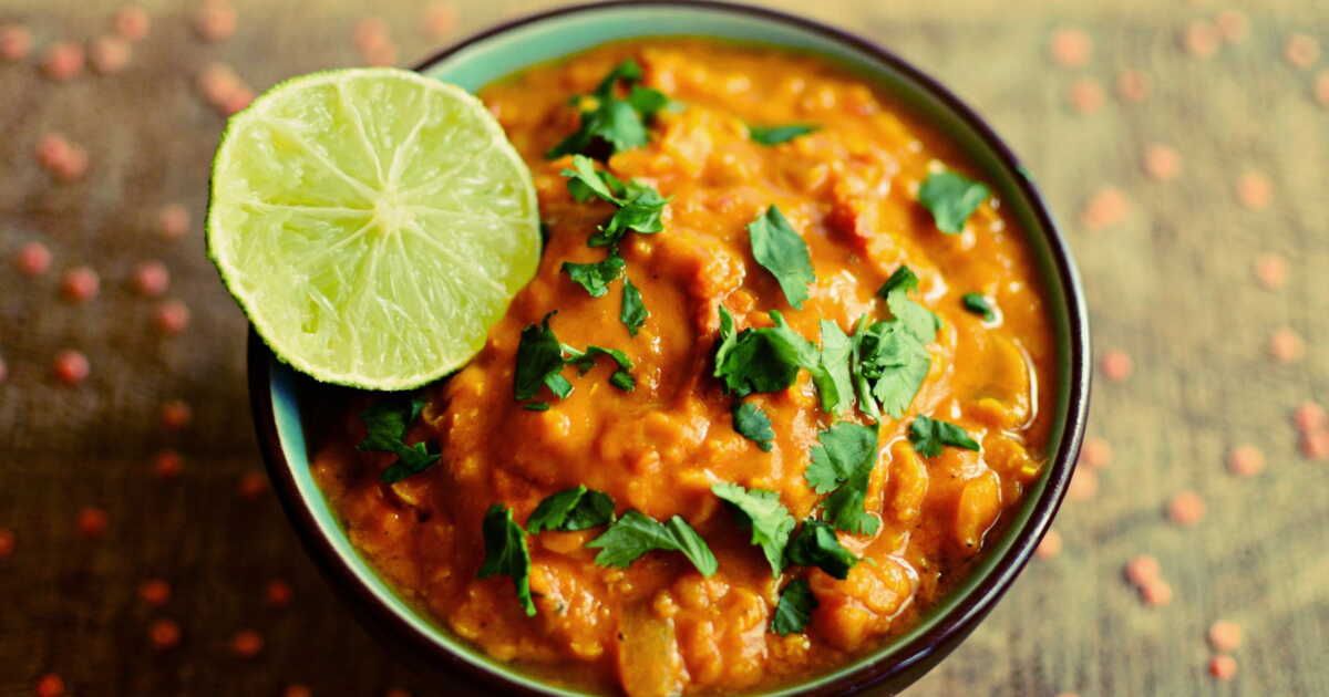 Redécouvrez le dahl de lentilles : 3 astuces savoureuses pour réutiliser vos restes