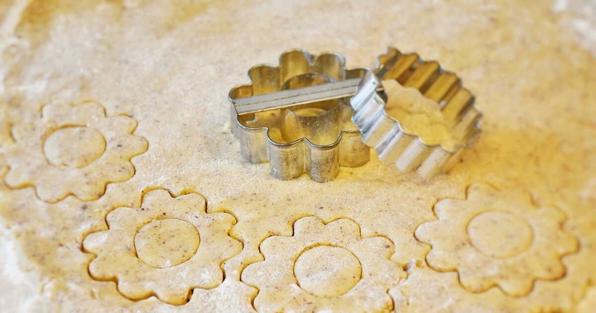 Démystifier l'emporte-pièce : un indispensable des fêtes