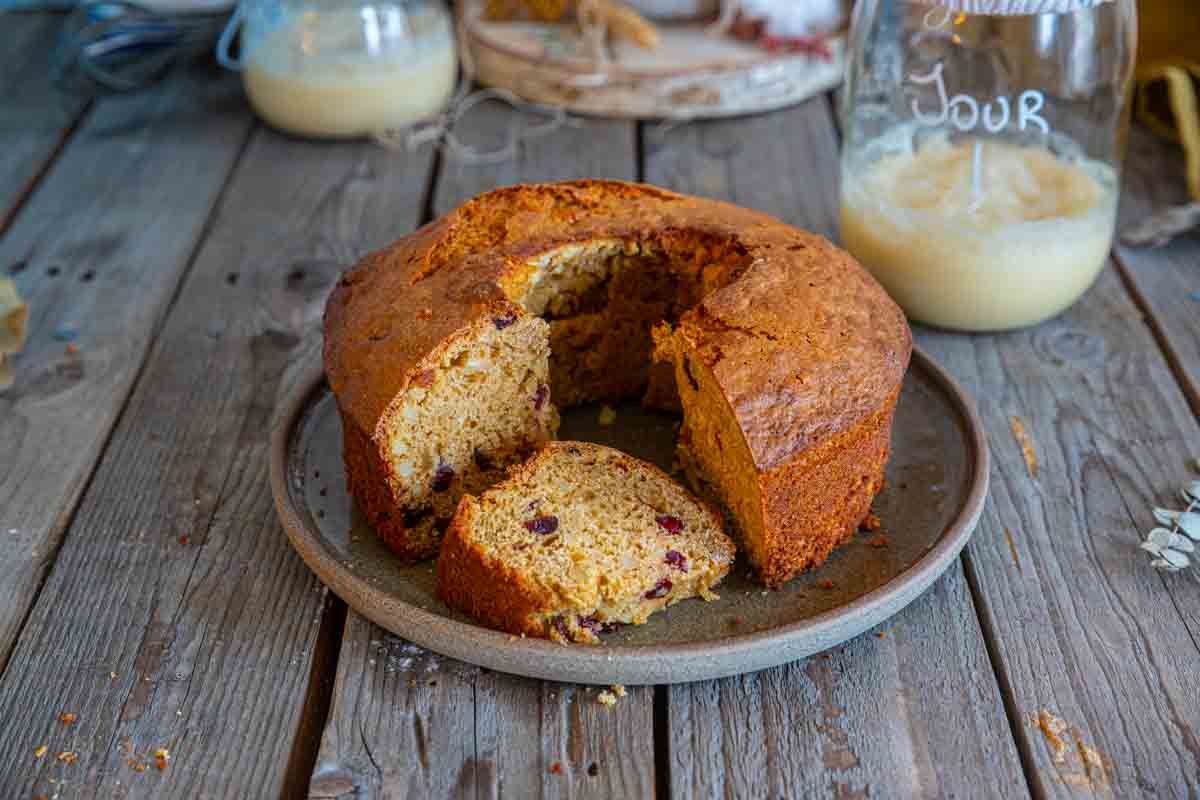 Le gâteau qui unit les amis : découvrez l'héritage d'Hermann